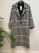 Load image into Gallery viewer, Zara Coat
