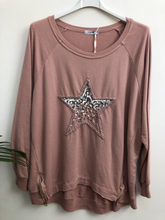 Load image into Gallery viewer, Star Top
