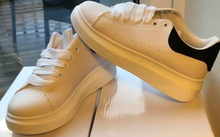 Load image into Gallery viewer, Riley Trainers
