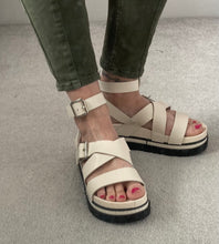 Load image into Gallery viewer, Celeste - Sandals
