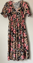 Load image into Gallery viewer, Poppy Dress
