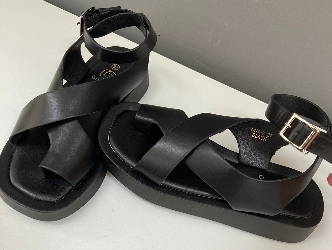 Luna Sandals