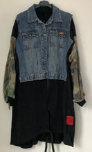 Load image into Gallery viewer, Denim reclaimed Jacket in Black
