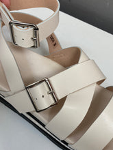 Load image into Gallery viewer, Celeste - Sandals
